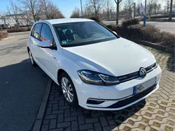 Weiß Gebraucht 2019 VW Golf VII Join Limousine | 18.000 € (Fairer Preis)