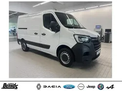 Weiß Gebraucht 2022 Renault Master Komfort Van | 24.880 € (Etwas zu teuer)