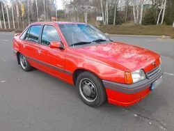 Rot Gebraucht 1991 Opel Kadett Limousine | 4.500 €
