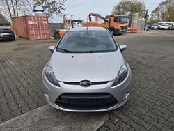 Silber Gebraucht 2011 Ford Fiesta Trend Kleinwagen | 3.900 € (Fairer Preis)