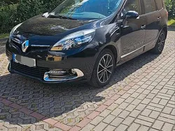 Schwarz Gebraucht 2014 Renault Grand Scénic III Bose Edition Van / Kleinbus | 5.600 € (Fairer Preis)