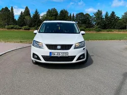 Weiß Gebraucht 2012 Seat Alhambra Van / Kleinbus | 11.000 € (Etwas zu teuer)