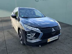 Schwarz Gebraucht 2022 Mitsubishi Eclipse Cross Plus SUV | 28.600 € (Etwas zu teuer)