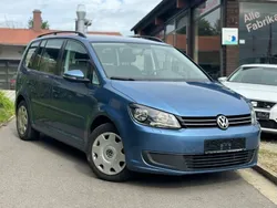 Blau Gebraucht 2011 VW Touran Trendline Van / Kleinbus | 5.000 € (Superpreis)