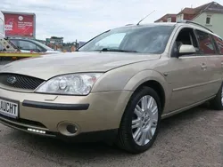 Gebraucht 2001 Ford Mondeo Ghia Kombi | 1.995 €