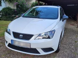Weiß Gebraucht 2013 Seat Ibiza ST Kombi | 3.800 € (Fairer Preis)