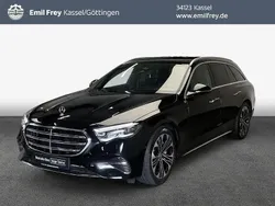 Schwarz Gebraucht 2024 Mercedes E220 Premium Kombi | 58.955 €