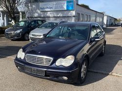 Blau Gebraucht 2002 Mercedes C180 Classic Limousine | 900 € (Superpreis)