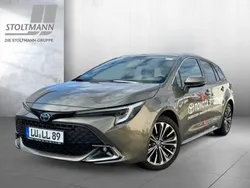 Gold Neu 2025 Toyota Corolla Kombi | 35.444 €