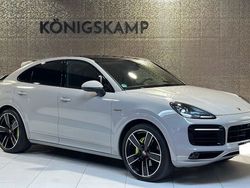 Grau Gebraucht 2024 Porsche Cayenne Platinum Edition SUV | 122.990 €