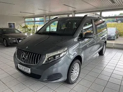 Flintgrau Gebraucht 2016 Mercedes V250 Van / Kleinbus | 29.999 €