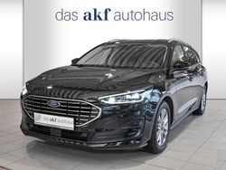 Obsidianschwarz metallic Gebraucht 2024 Ford Focus Titanium Kombi | 23.950 € (Guter Preis)