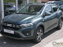 Zedergrün Neu 2025 Dacia Sandero Expression Kleinwagen | 19.005 € (Fairer Preis)