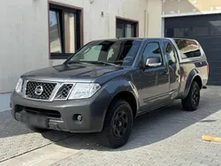 Grau Gebraucht 2012 Nissan Navara Abholung | 5.800 € (Superpreis)