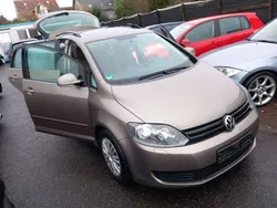 Kaschmirbraun metallic Gebraucht 2010 VW Golf Plus Cross Van / Kleinbus | 5.800 € (Fairer Preis)