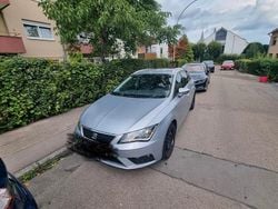 Grau Gebraucht 2018 Seat Leon ST Kombi | 10.000 €
