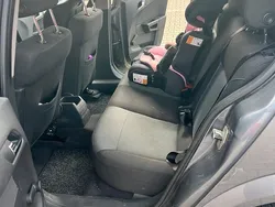 Grau Gebraucht 2005 Opel Astra Limousine | 2.100 € (Fairer Preis)