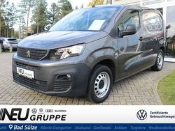 Grau (metallic) Gebraucht 2021 Peugeot Partner Van | 18.489 € (Etwas zu teuer)