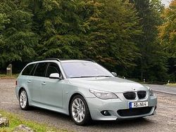 Grau Gebraucht 2009 BMW 535 Kombi | 17.000 €