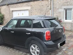 Schwarz Gebraucht 2011 Mini Cooper Countryman SUV | 5.900 € (Fairer Preis)