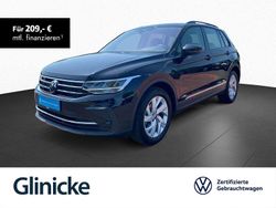 Deep balck perleffekt Gebraucht 2024 VW Tiguan Life SUV | 26.833 € (Guter Preis)