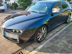 Schwarz Gebraucht 2011 Alfa Romeo 159 Ti Kombi | 5.900 € (Fairer Preis)