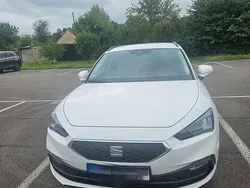 Weiß Gebraucht 2021 Seat Leon Style Kombi | 18.600 € (Fairer Preis)
