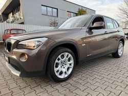 Braun Gebraucht 2011 BMW 116 Kleinwagen | 8.990 € (Teuer)