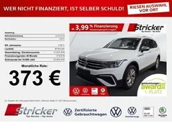Weiß (pure white) Gebraucht 2024 VW Tiguan Allspace Life SUV | 35.949 € (Superpreis)