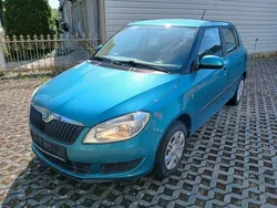 Grün Gebraucht 2014 Skoda Fabia Active Limousine | 6.450 € (Fairer Preis)