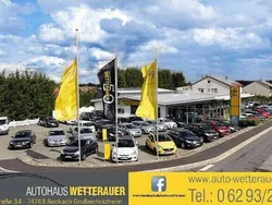 Grau Gebraucht 2024 Opel Corsa Limousine | 17.900 € (Fairer Preis)