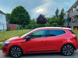 Rot Gebraucht 2023 Mitsubishi Colt Top Limousine | 19.800 € (Fairer Preis)