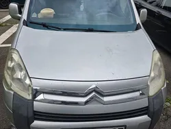 Silber Gebraucht 2012 Citroën Berlingo Van / Kleinbus | 3.500 € (Fairer Preis)