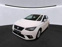 Weiß Gebraucht 2021 Seat Ibiza Reference Limousine | 12.445 € (Guter Preis)