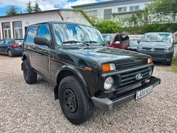 Schwarz Gebraucht 2018 Lada Urban SUV | 8.999 € (Teuer)