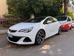 Weiß Gebraucht 2015 Opel Astra OPC Limousine | 13.500 € (Guter Preis)