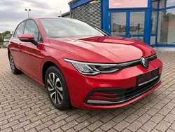 Rot Gebraucht 2022 VW Golf VIII Limousine | 21.600 € (Fairer Preis)
