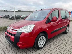 Farbe rot ardent Gebraucht 2009 Citroën Berlingo Van / Kleinbus | 5.999 € (Teuer)