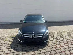 Schwarz Gebraucht 2012 Mercedes B180 Van / Kleinbus | 7.999 € (Teuer)