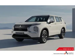 Weiß Neu 2025 Mitsubishi Outlander P-HEV Basis SUV | 43.590 €