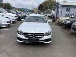 Silber Gebraucht 2018 Mercedes E200 Avantgarde Limousine | 16.750 € (Superpreis)