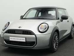 Grau Gebraucht 2024 Mini Cooper Classic Kleinwagen | 23.518 € (Guter Preis)