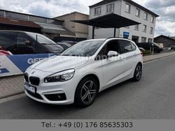 Weiß Gebraucht 2015 BMW 218 Active Tourer Performance Van / Kleinbus | 14.499 € (Fairer Preis)