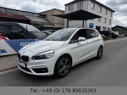 Weiß Gebraucht 2015 BMW 218 Active Tourer Performance Van / Kleinbus | 14.299 € (Fairer Preis)
