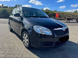 Schwarz Gebraucht 2009 Skoda Fabia Limousine | 2.000 € (Guter Preis)