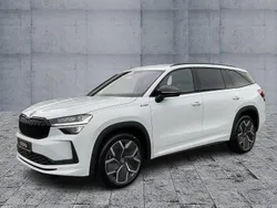 Weiß Neu 2025 Skoda Kodiaq SportLine SUV | 58.770 € (Teuer)