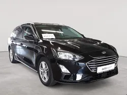 Obsidianschwarz metallic Gebraucht 2020 Ford Focus Cool & Connect Kombi | 12.290 € (Fairer Preis)