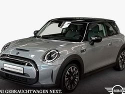Moonwalk grey metallic Gebraucht 2022 Mini Cooper SE Classic Kleinwagen | 17.970 € (Fairer Preis)