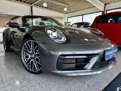 Grau Gebraucht 2022 Porsche 911 Carrera Cabriolet Cabrio | 134.911 € (Teuer)
