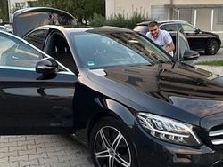 Schwarz Gebraucht 2019 Mercedes C300 Limousine | 26.000 € (Superpreis)